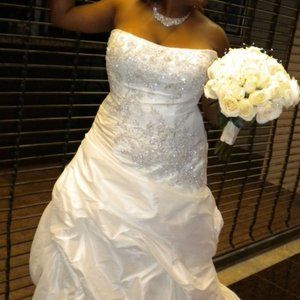 Casablanca Bridal Gown